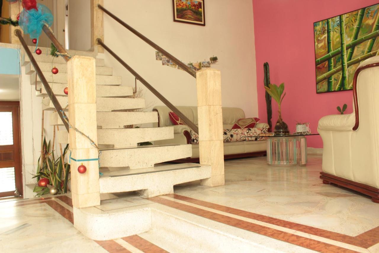 Hostal Coworking Cristales Cali Εξωτερικό φωτογραφία