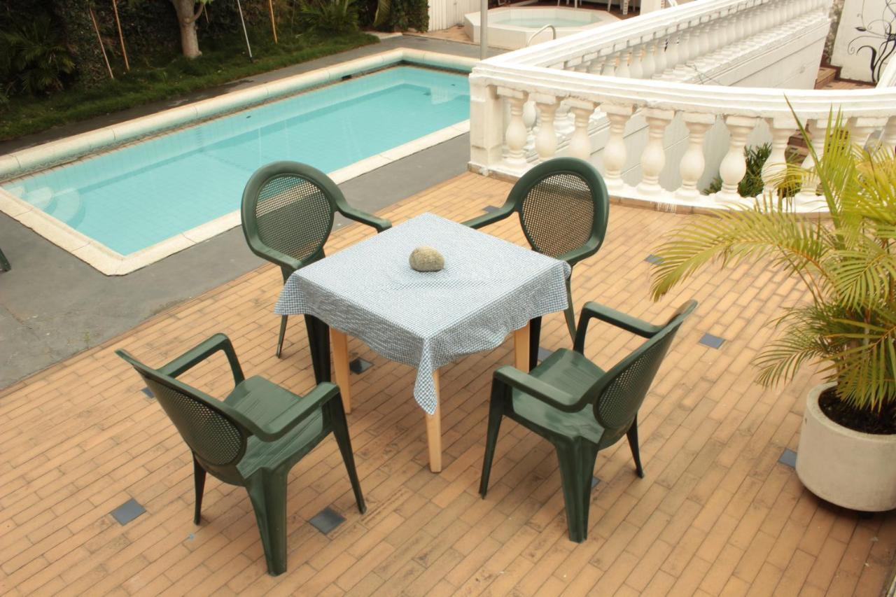 Hostal Coworking Cristales Cali Εξωτερικό φωτογραφία